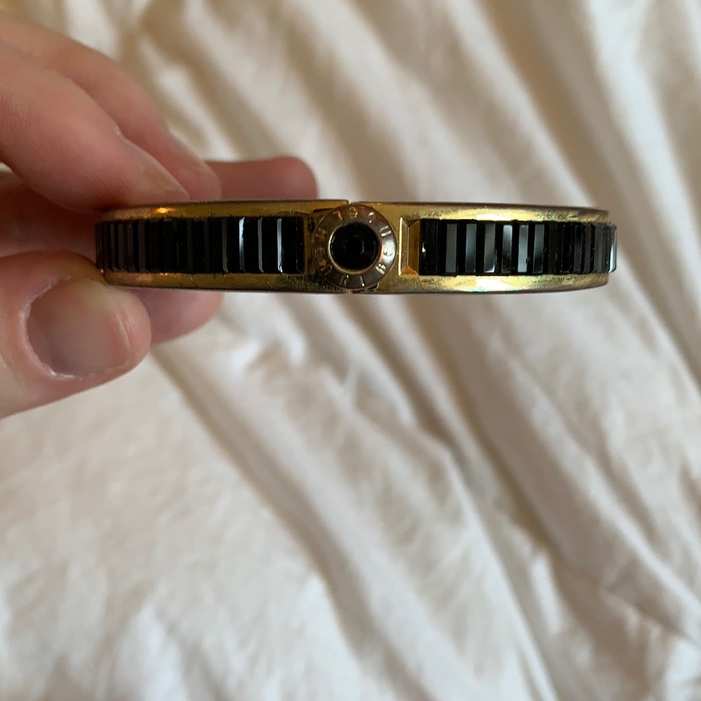 Henri bendel bangle